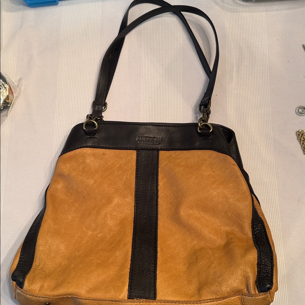 AMERICAN LEATHER CO purse tote camel and brown 🐈‍⬛